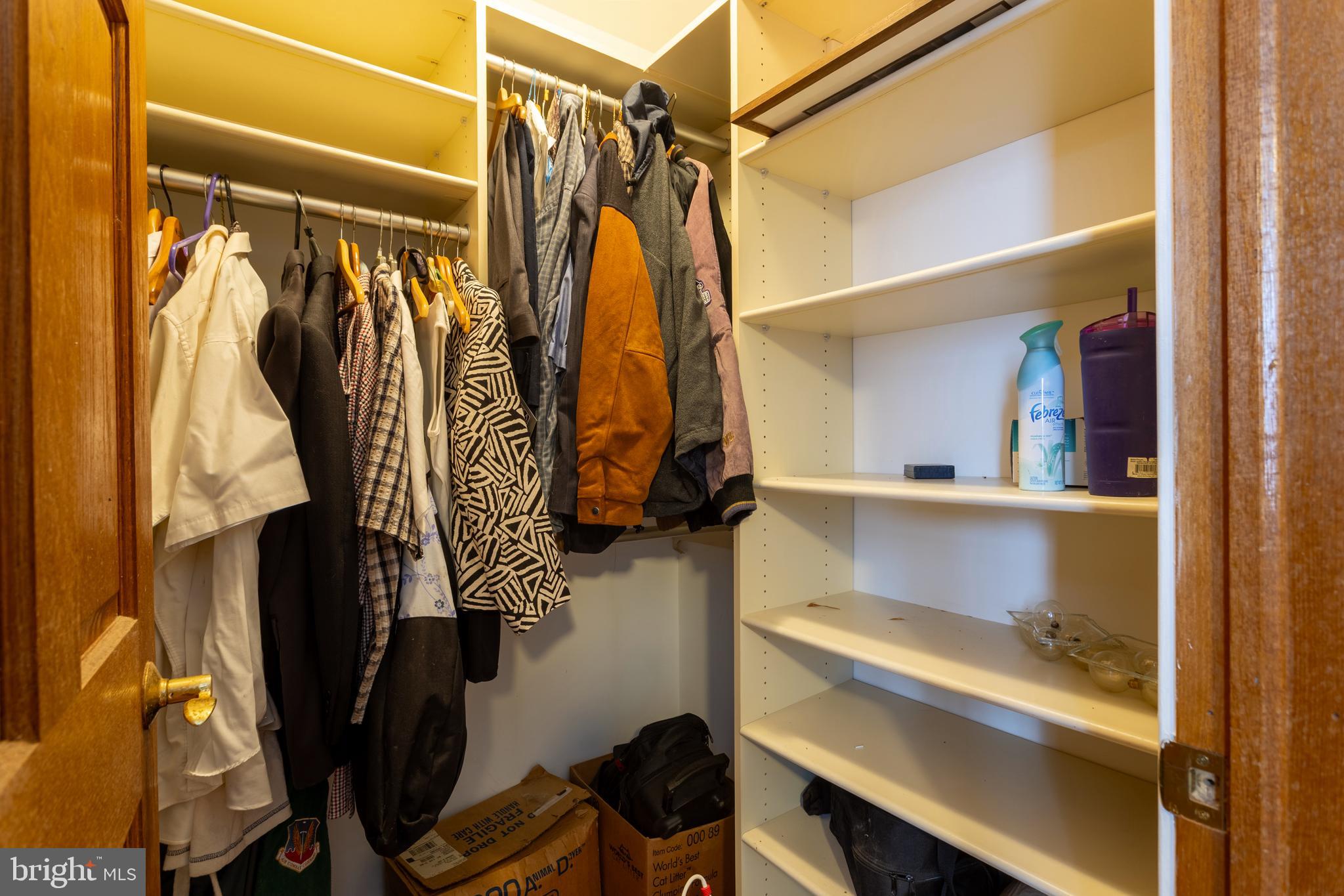 TAYLORS POINTE - Residential