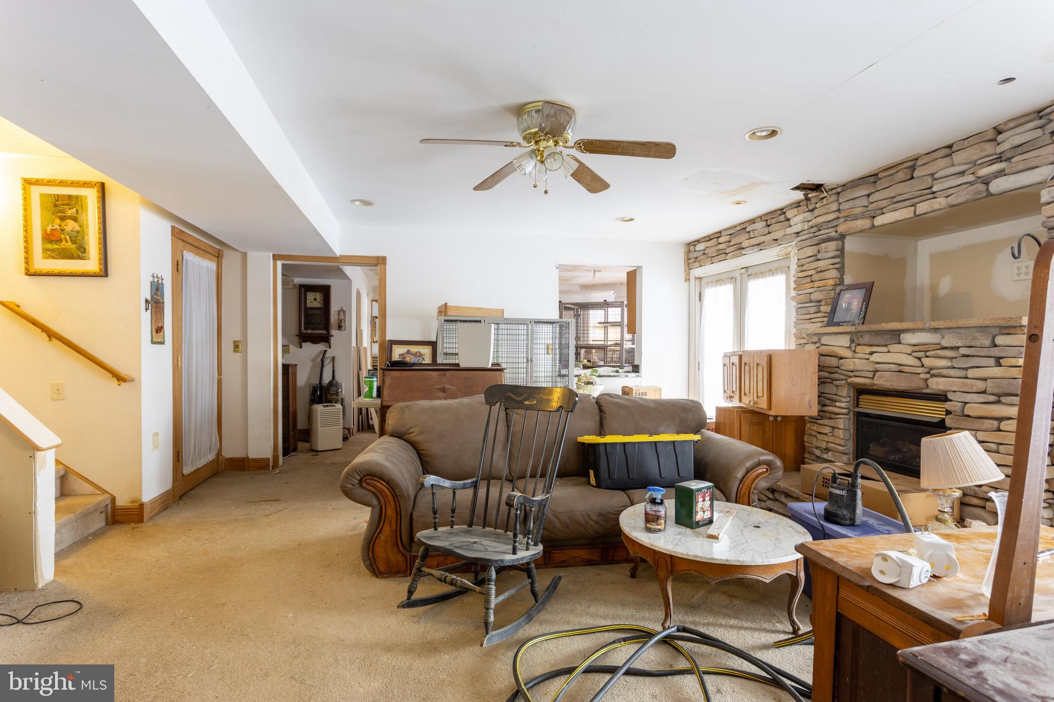 TAYLORS POINTE - Residential