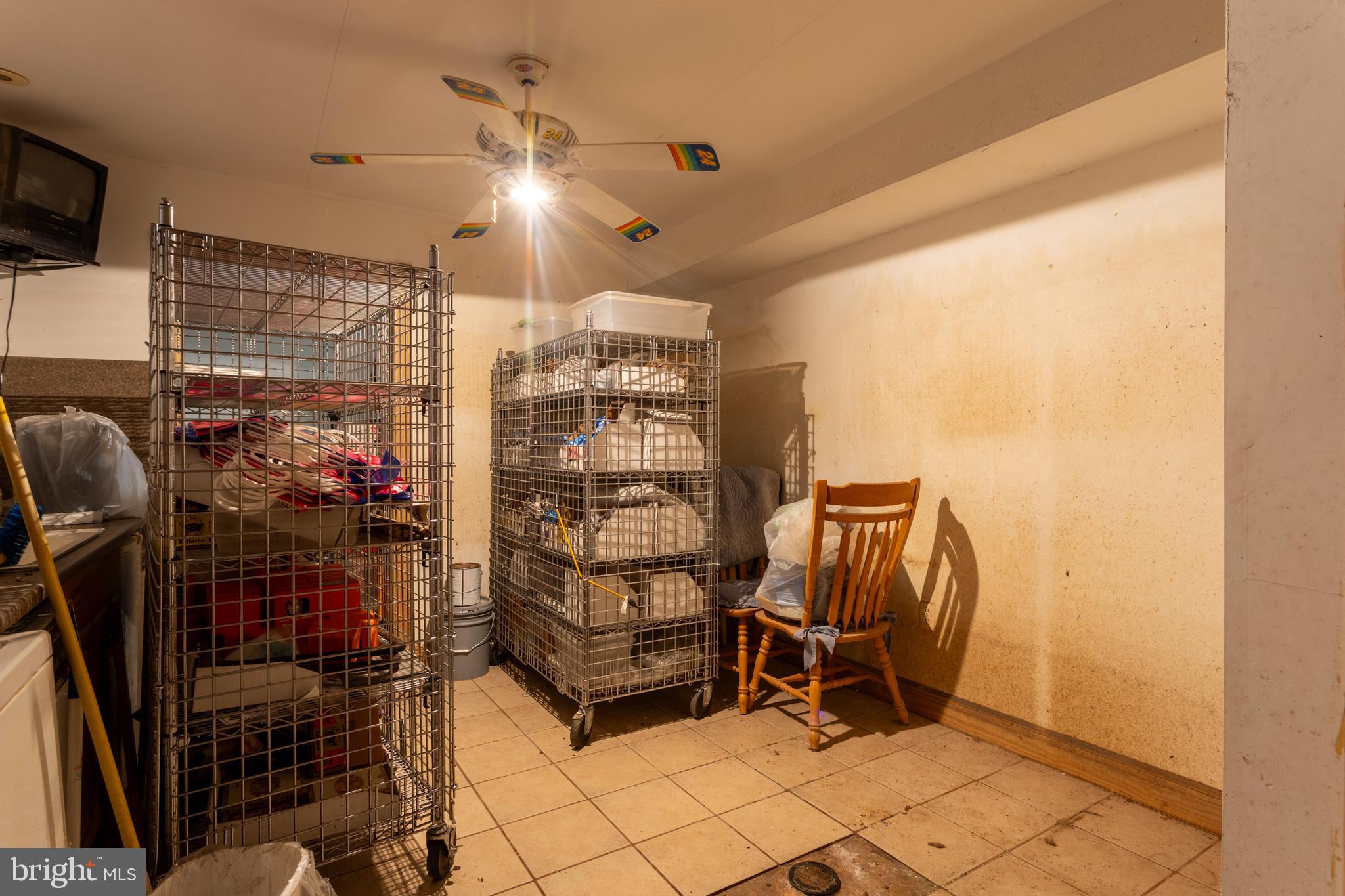 TAYLORS POINTE - Residential