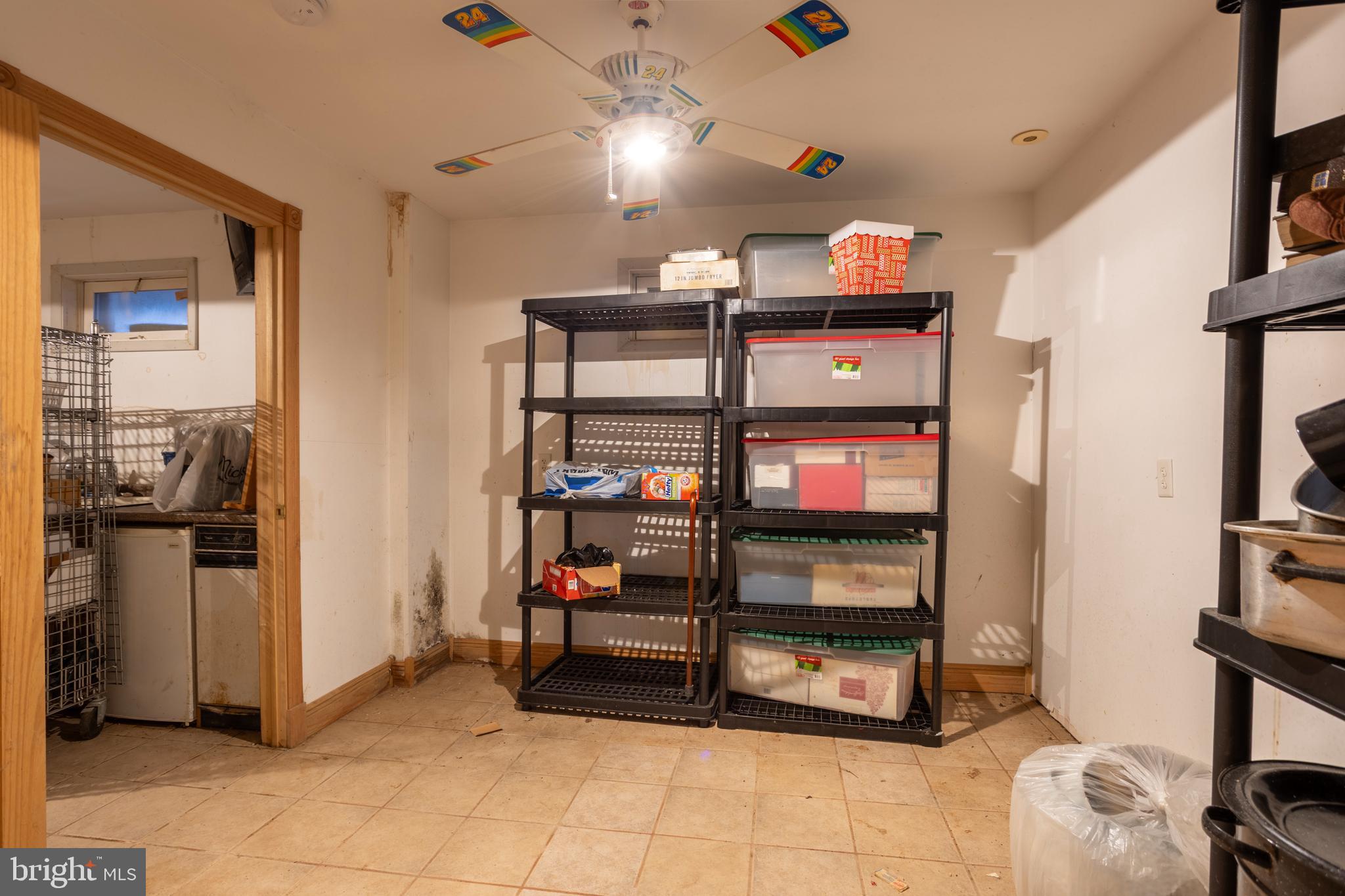 TAYLORS POINTE - Residential