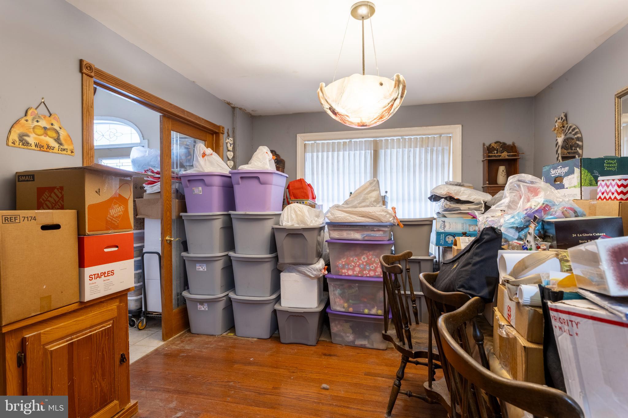 TAYLORS POINTE - Residential