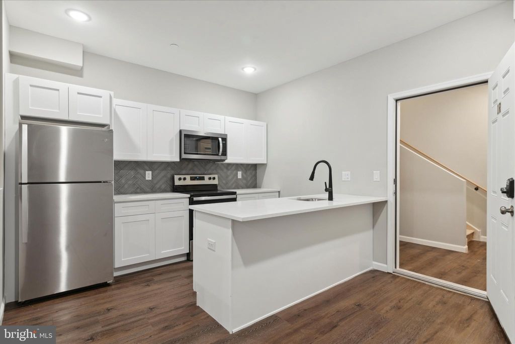 Photo of 1230 N Marshall Street #1R, PHILADELPHIA, PA 19122 (MLS # PAPH2556518)
