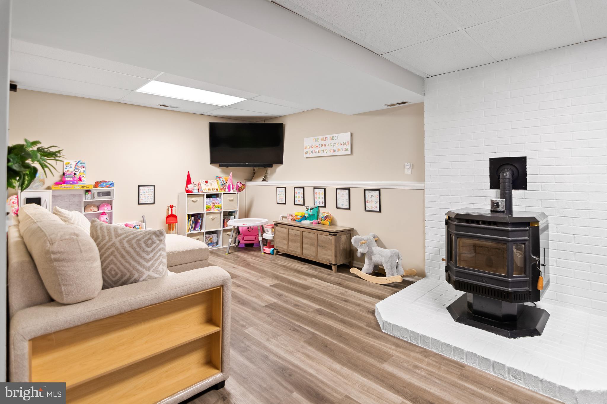 SUE CREEK LANDING - Residential