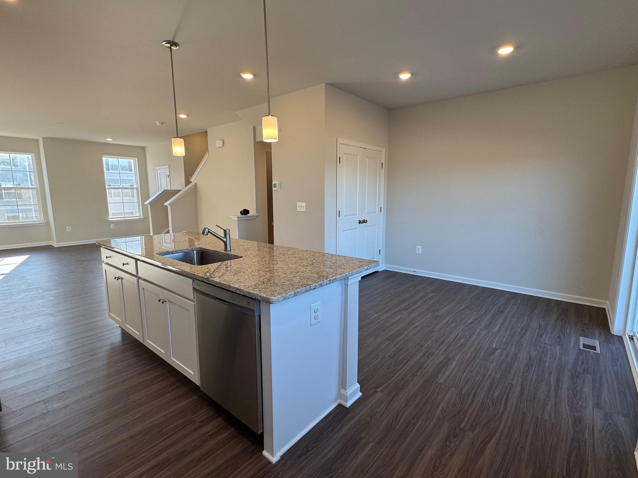 WILLOW GLEN - Residential Lease