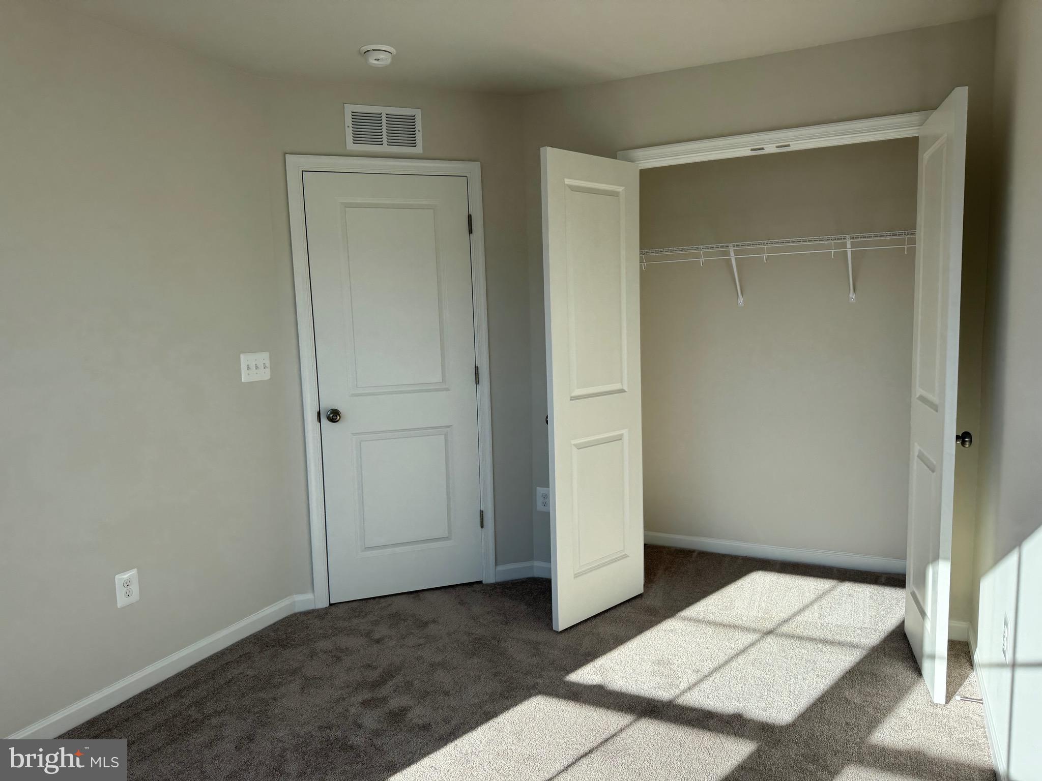 WILLOW GLEN - Residential Lease