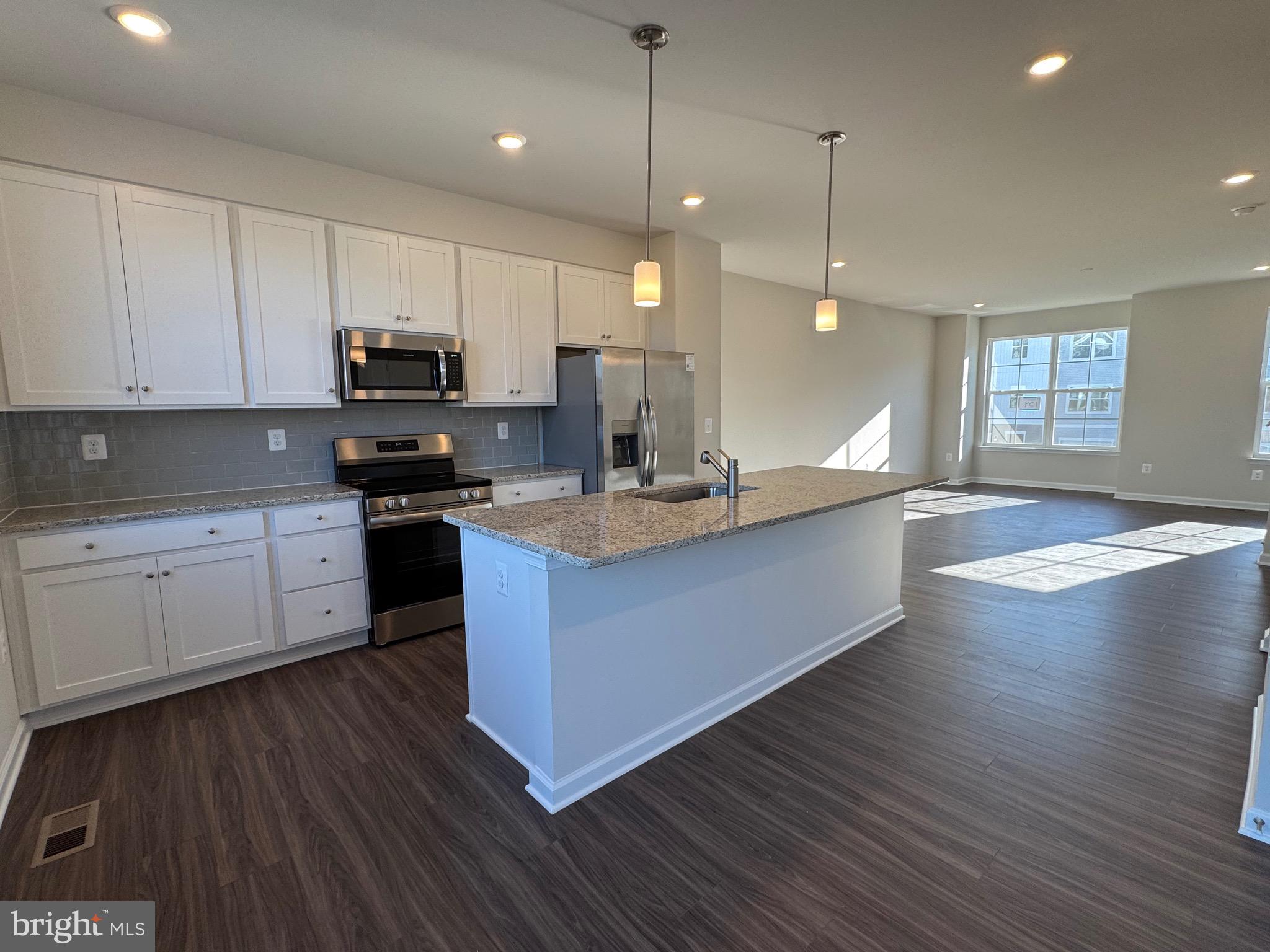 WILLOW GLEN - Residential Lease