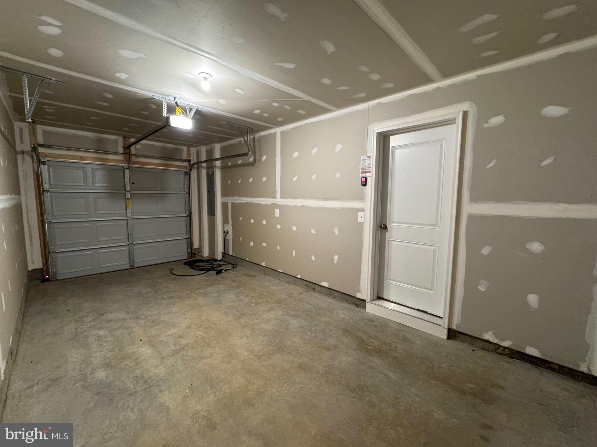 WILLOW GLEN - Residential Lease