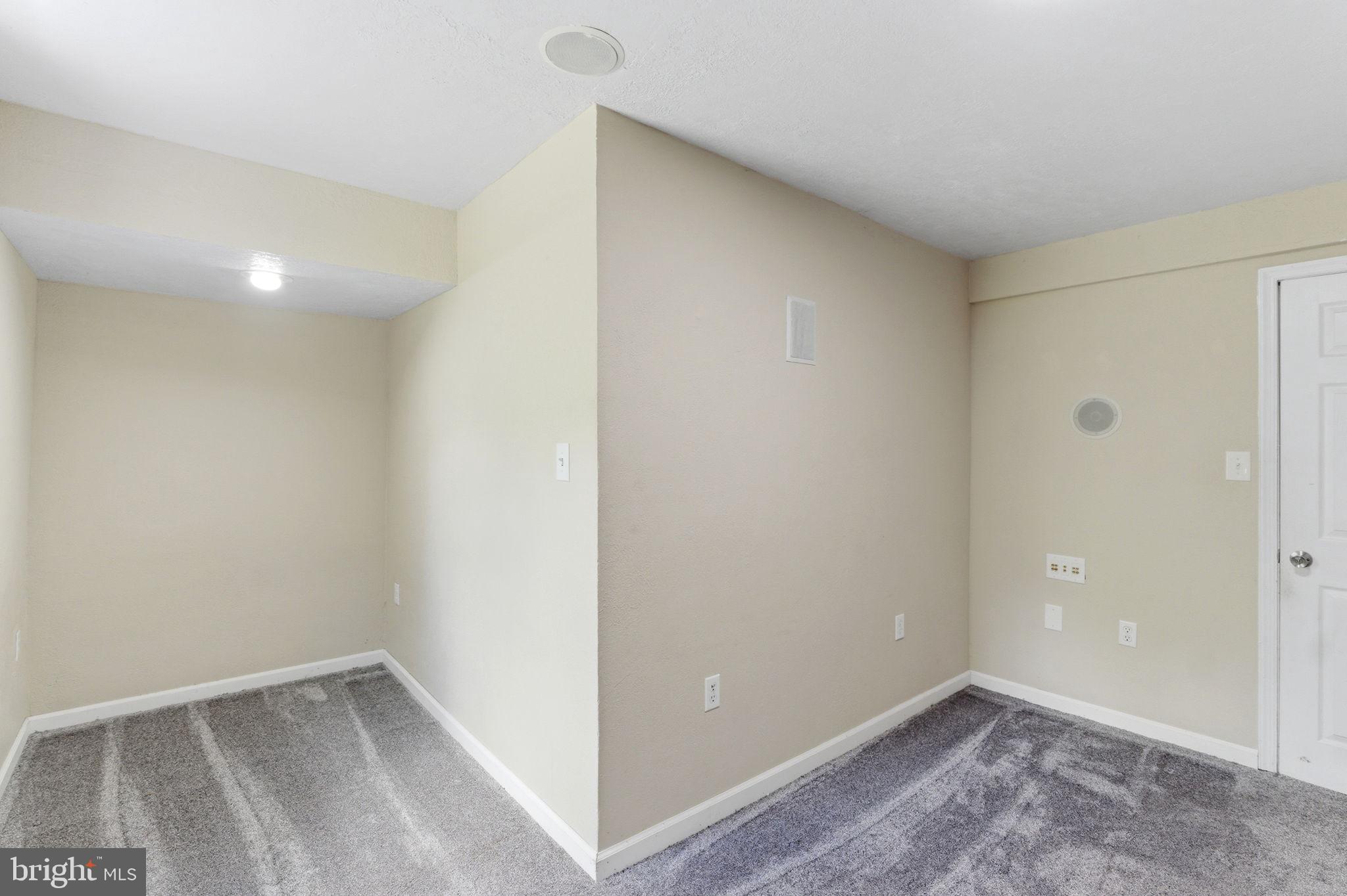 OPEQUON MEADOWS - Residential