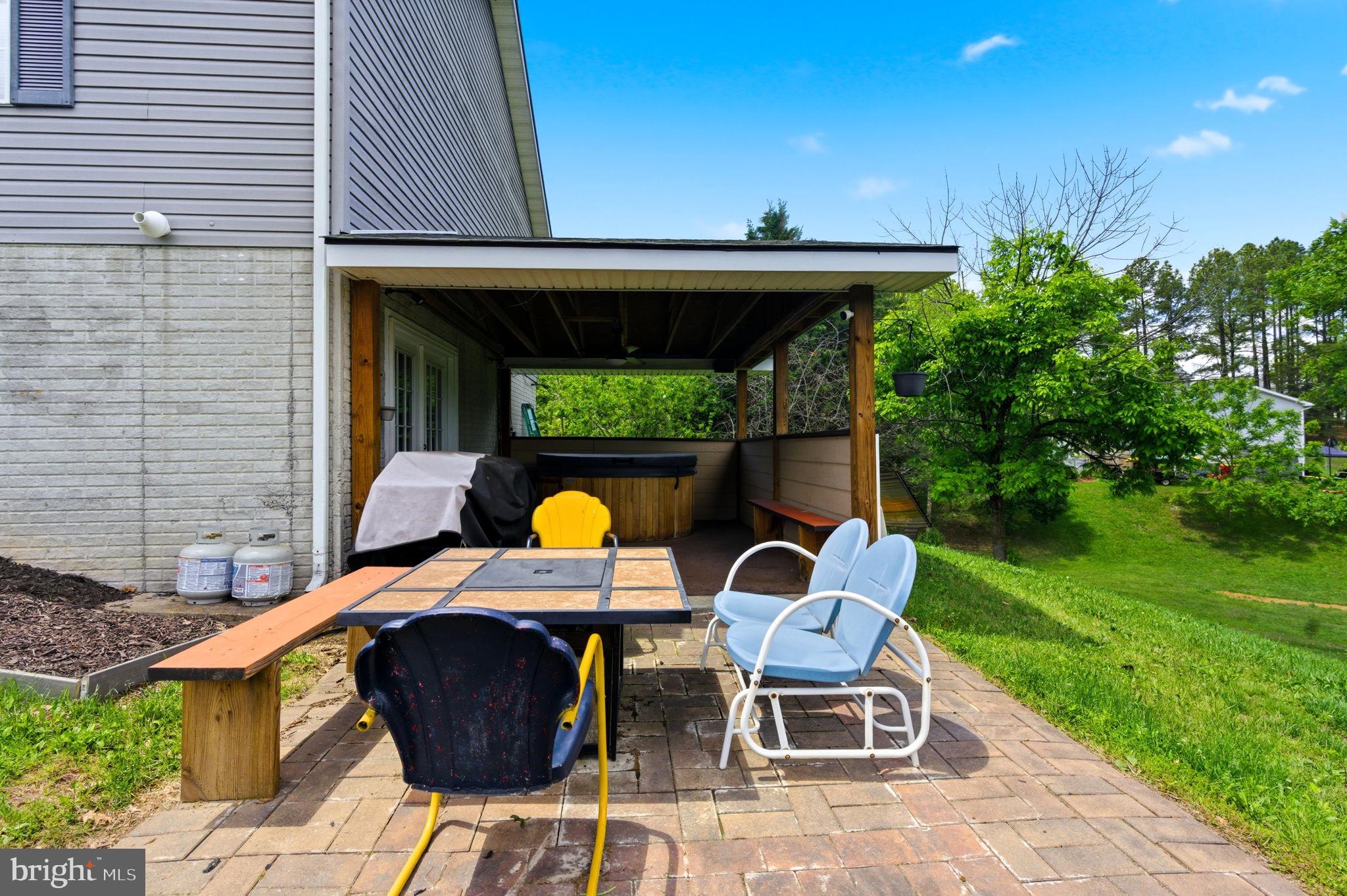 OPEQUON MEADOWS - Residential