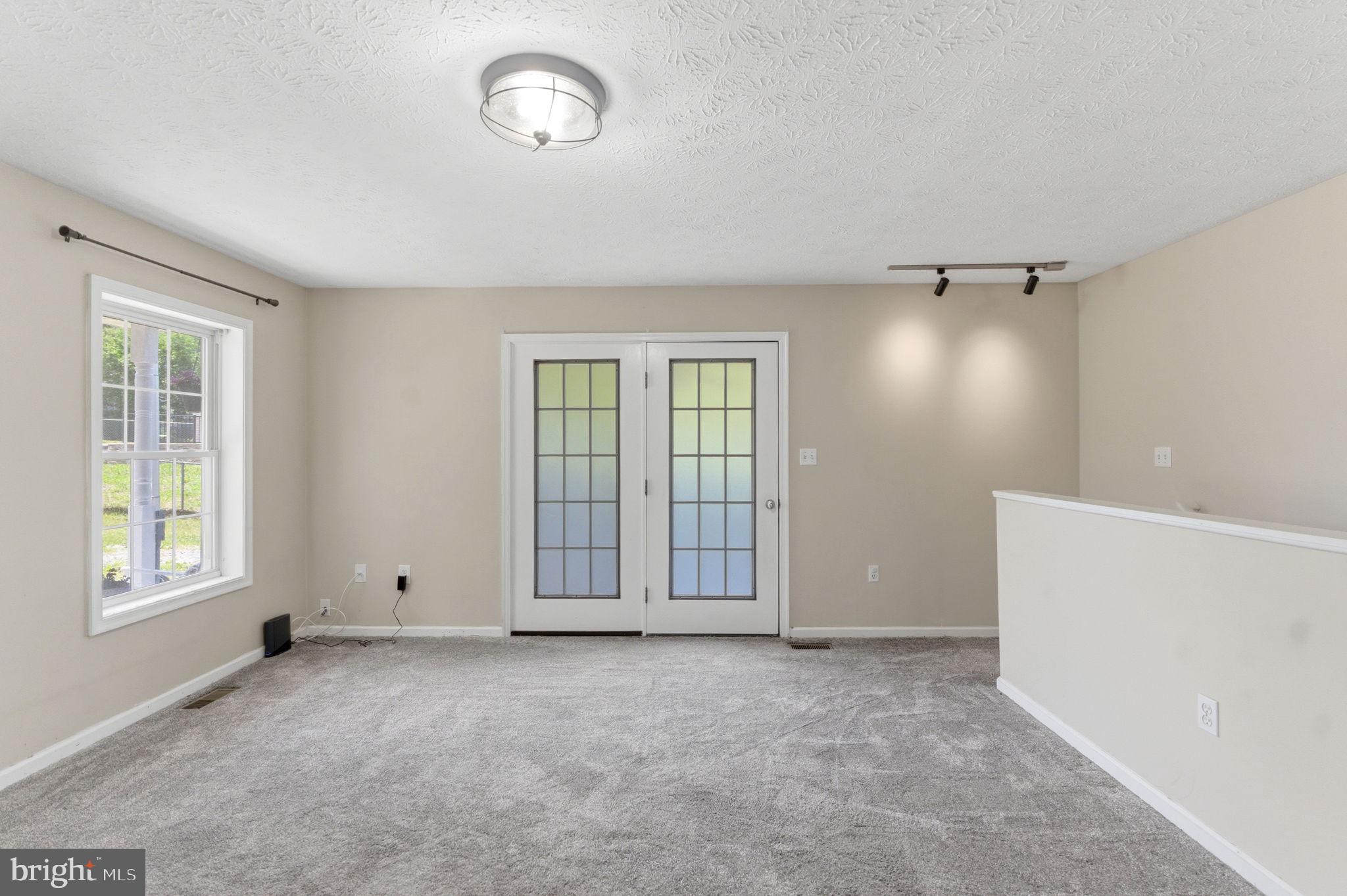 OPEQUON MEADOWS - Residential