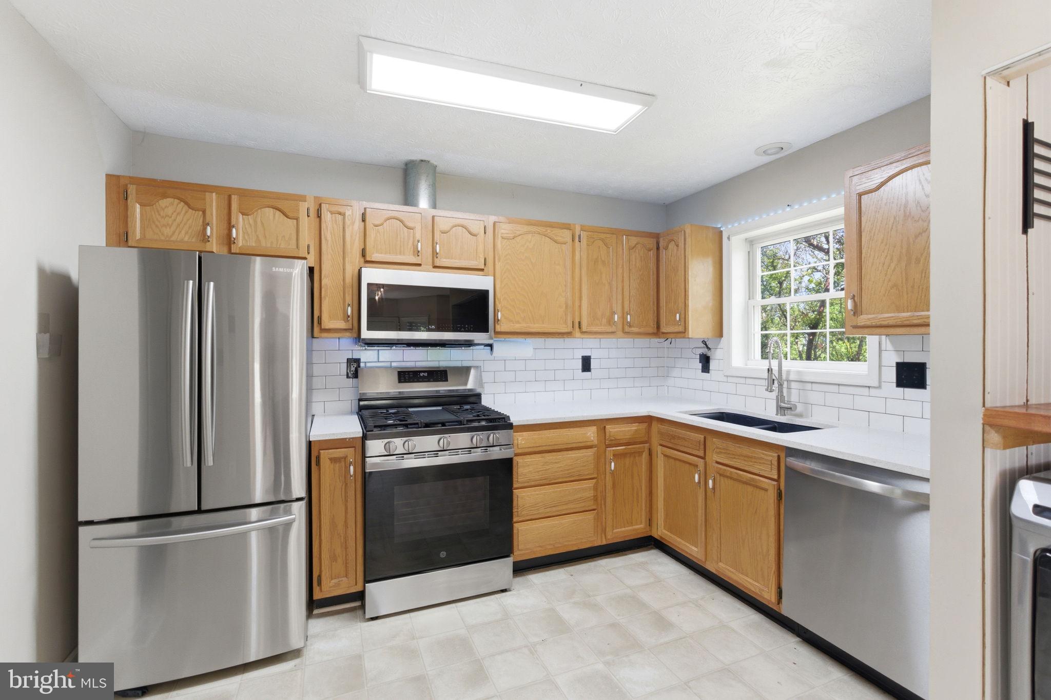 OPEQUON MEADOWS - Residential