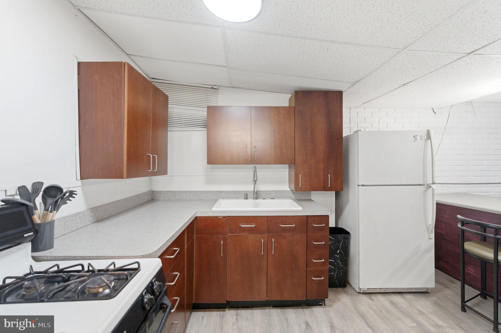 OPEQUON MEADOWS - Residential