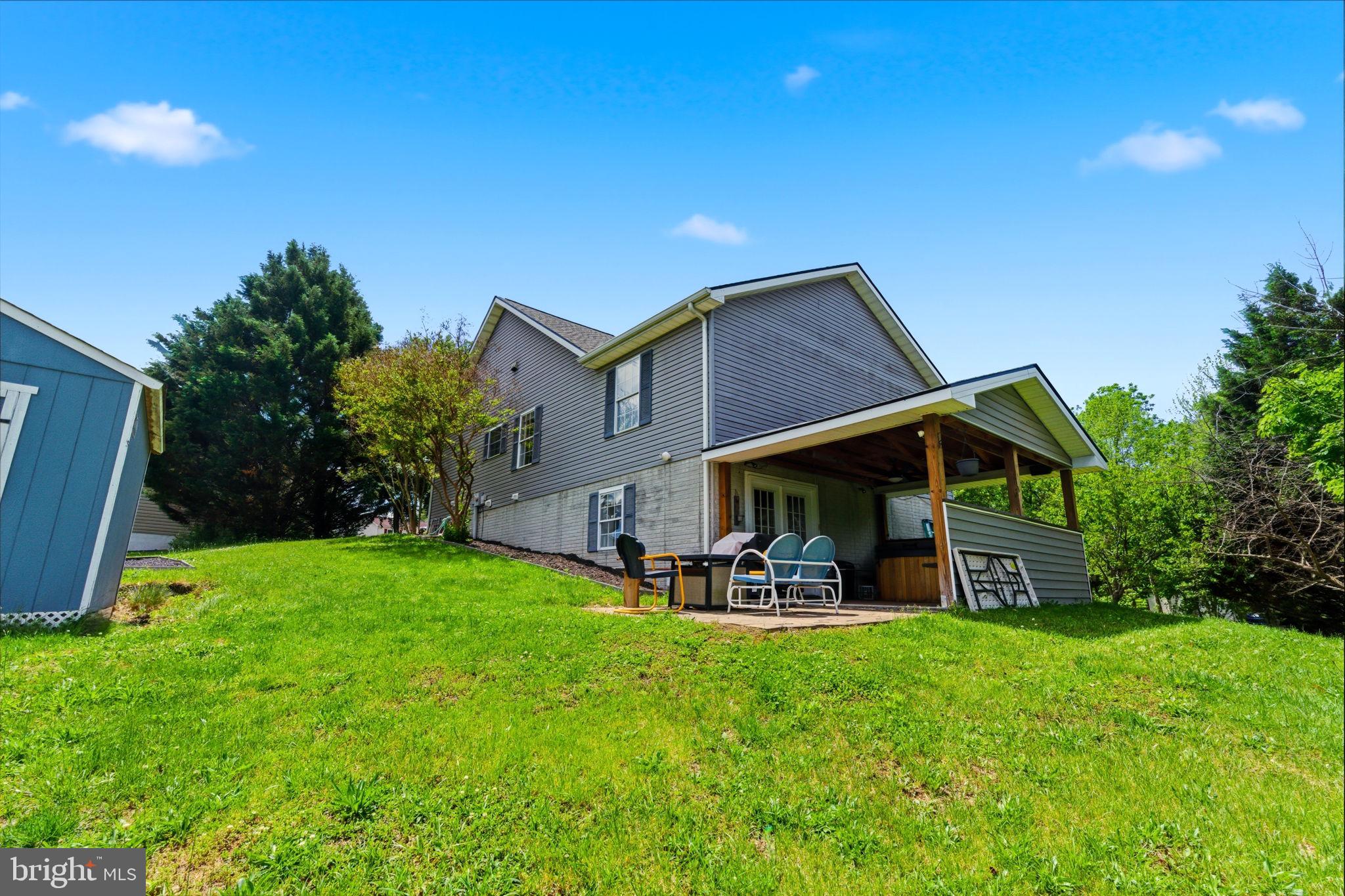 OPEQUON MEADOWS - Residential