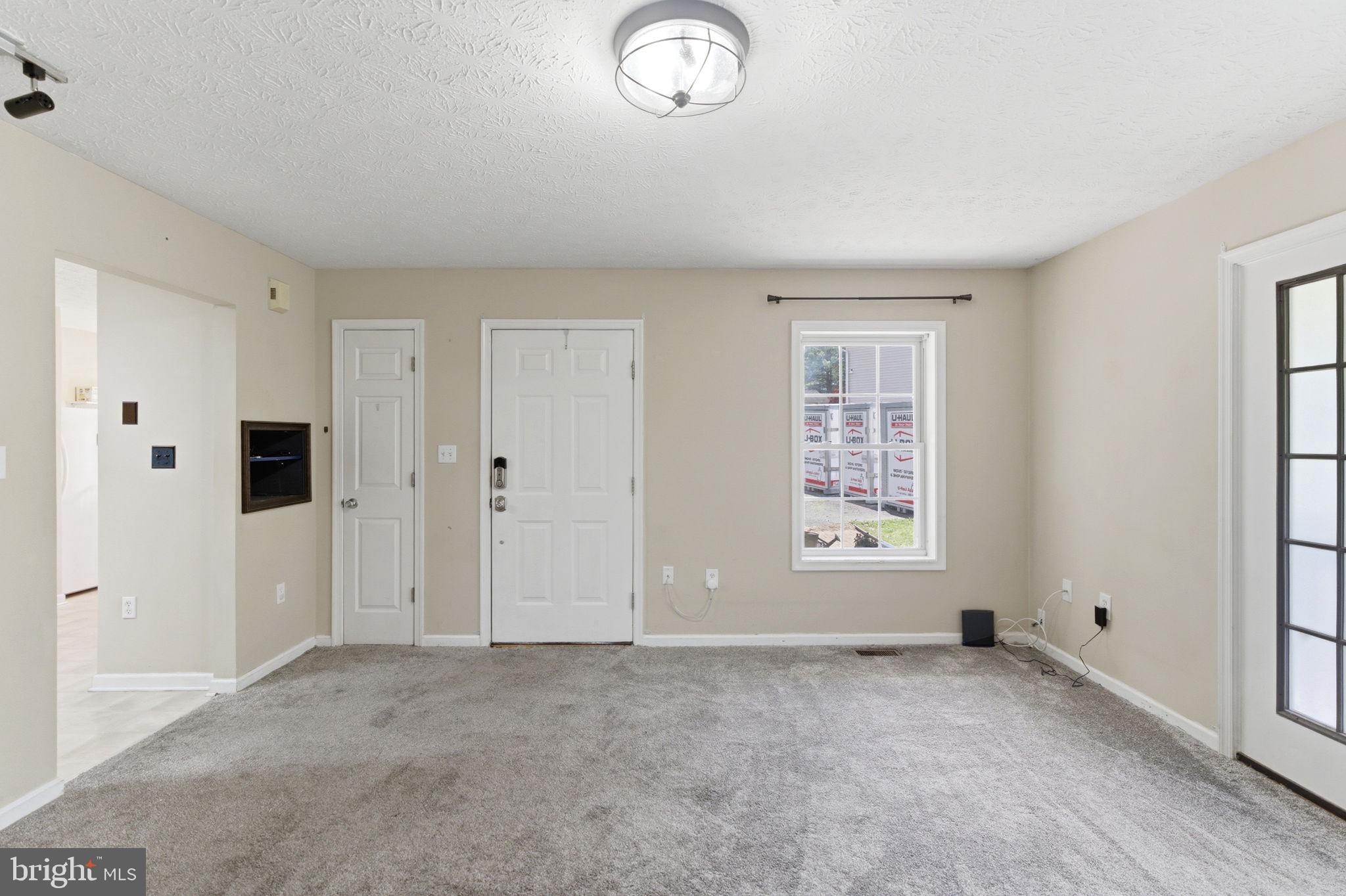OPEQUON MEADOWS - Residential