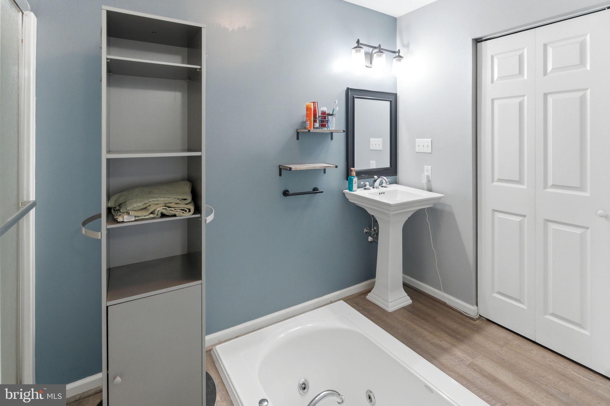 OPEQUON MEADOWS - Residential