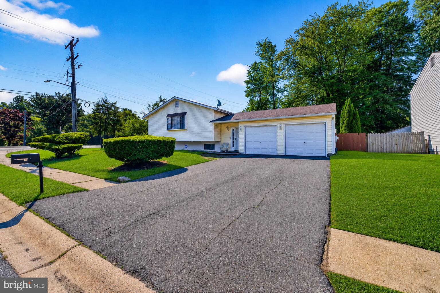 1 BROADLEAF DRIVE