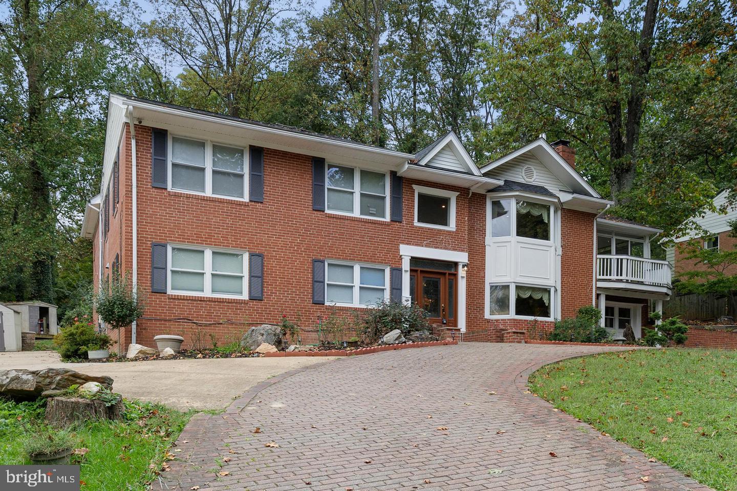6421 WOODVILLE DRIVE