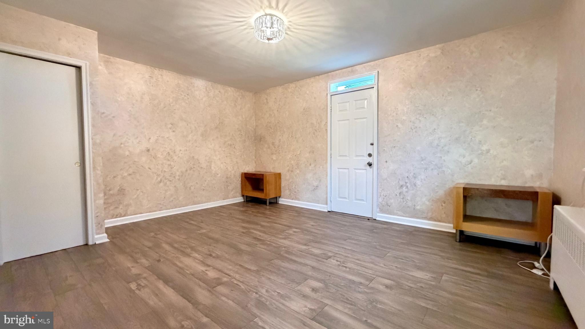 BURHOLME - Residential Lease