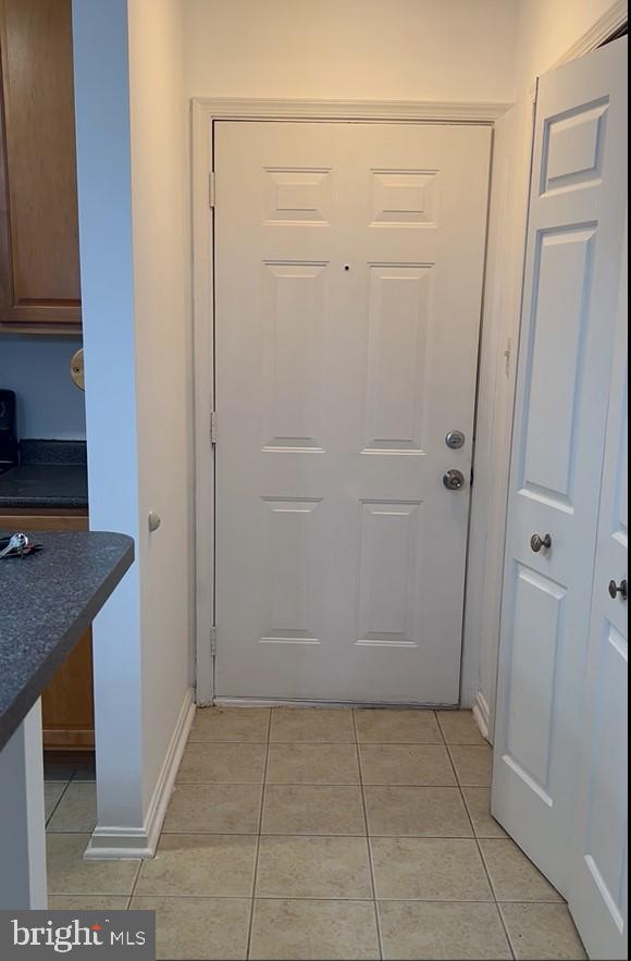 FOUR WINDS AT OAKTON - Residential