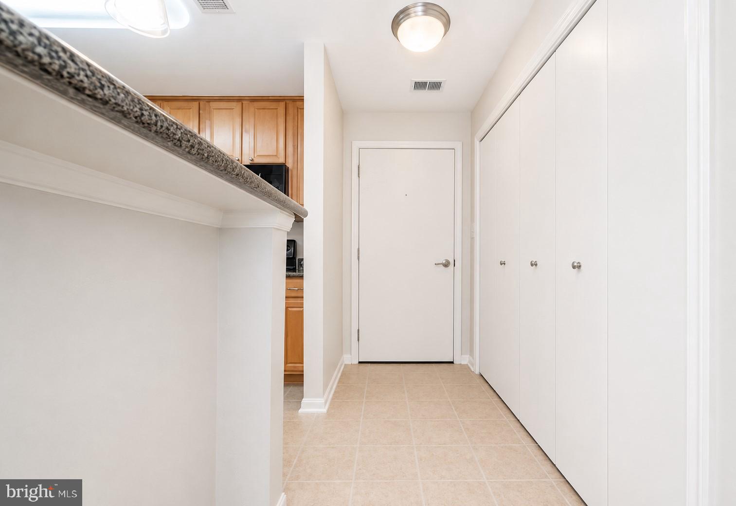 FOUR WINDS AT OAKTON - Residential