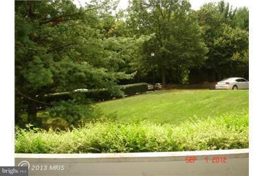 FOUR WINDS AT OAKTON - Residential