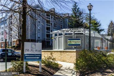 FOUR WINDS AT OAKTON - Residential