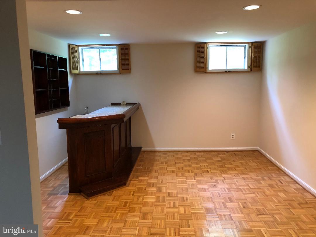 FRANKLIN FARM - Residential Lease