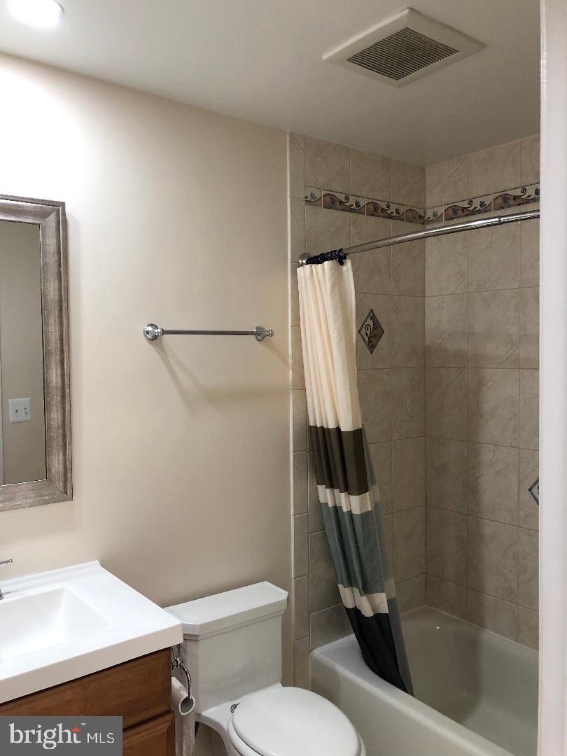 FRANKLIN FARM - Residential Lease