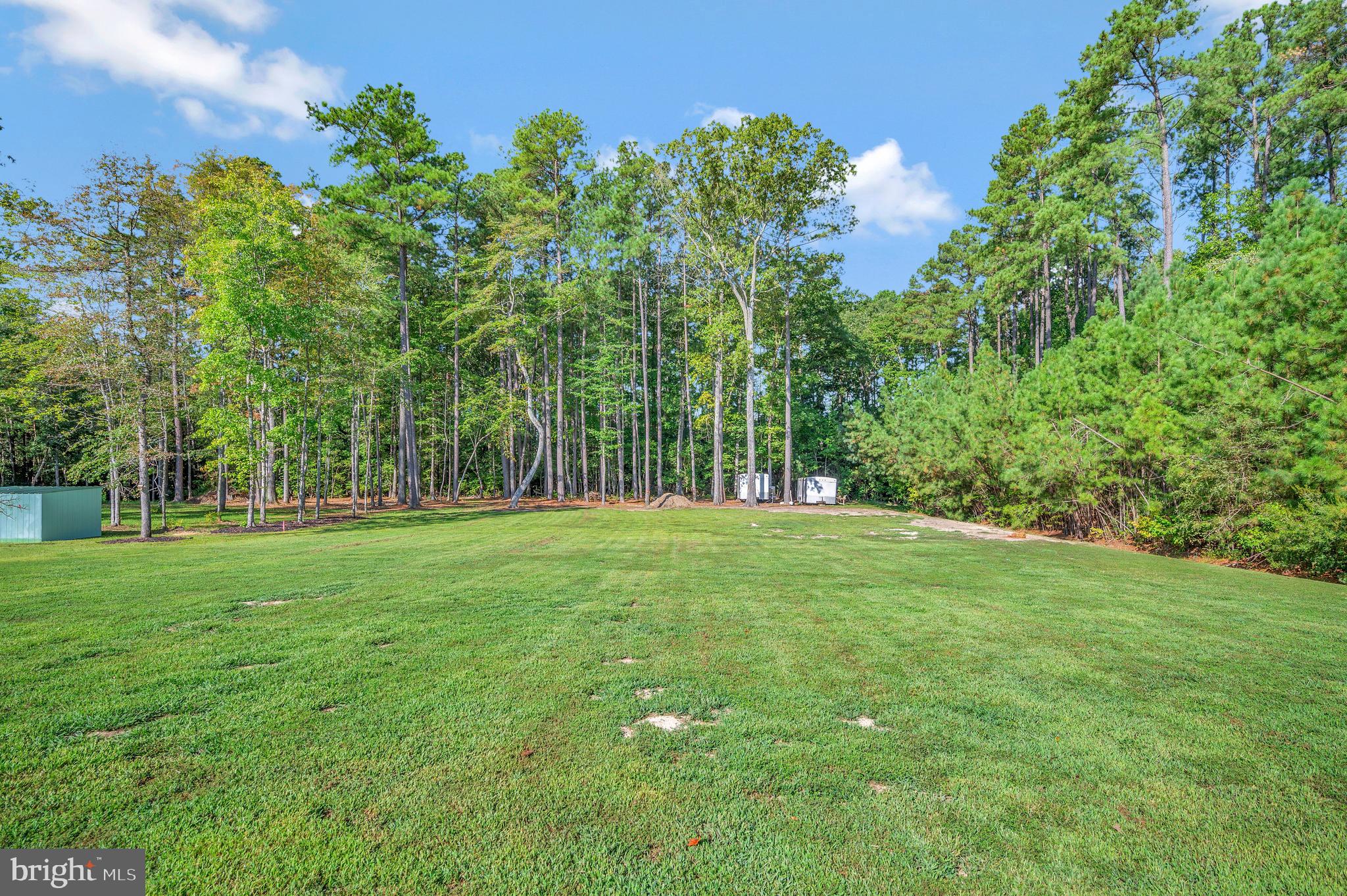 WESTBURY - Residential