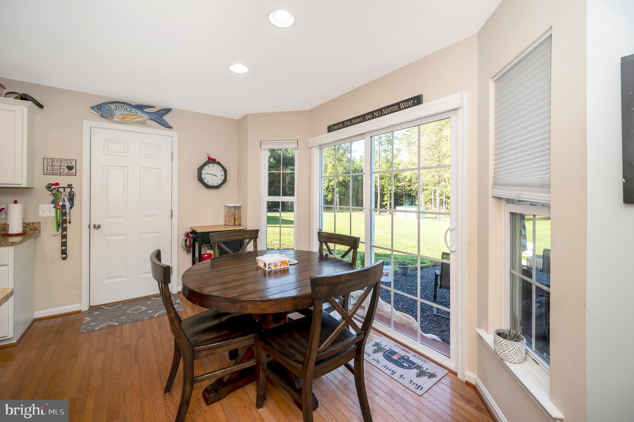 WESTBURY - Residential