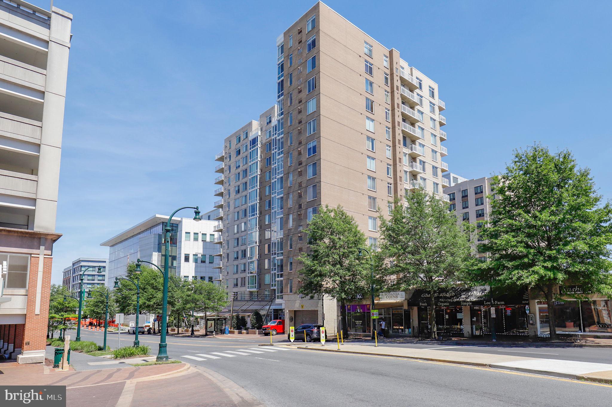 930 WAYNE AVENUE 1305