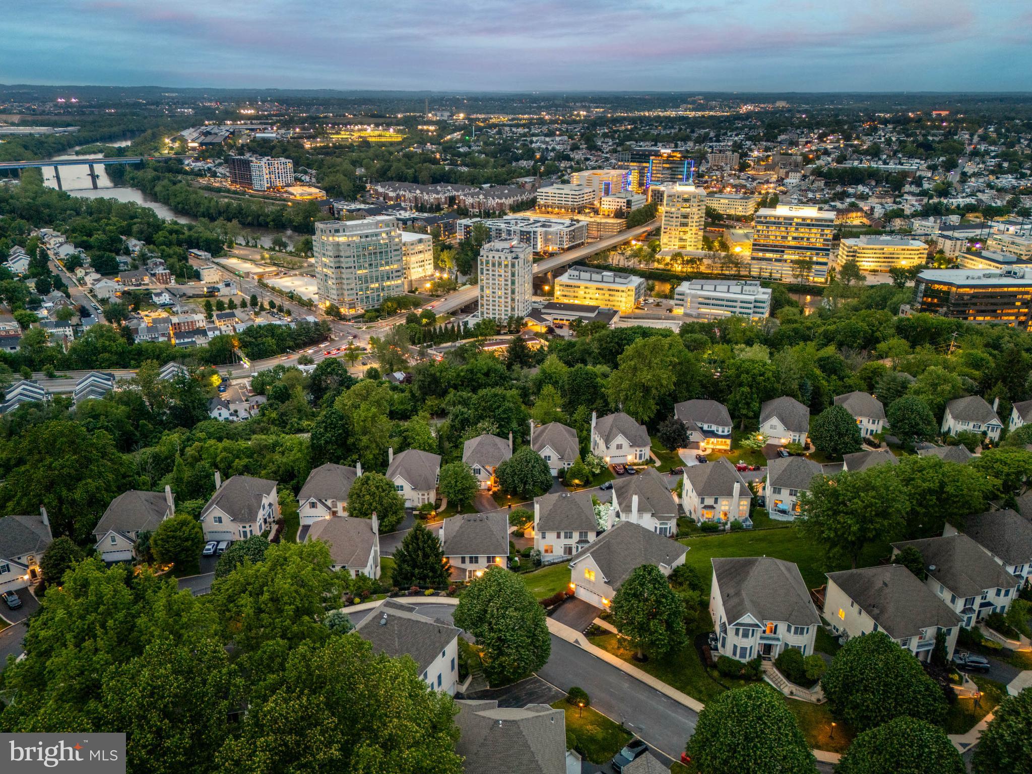 MERION HILL - Residential