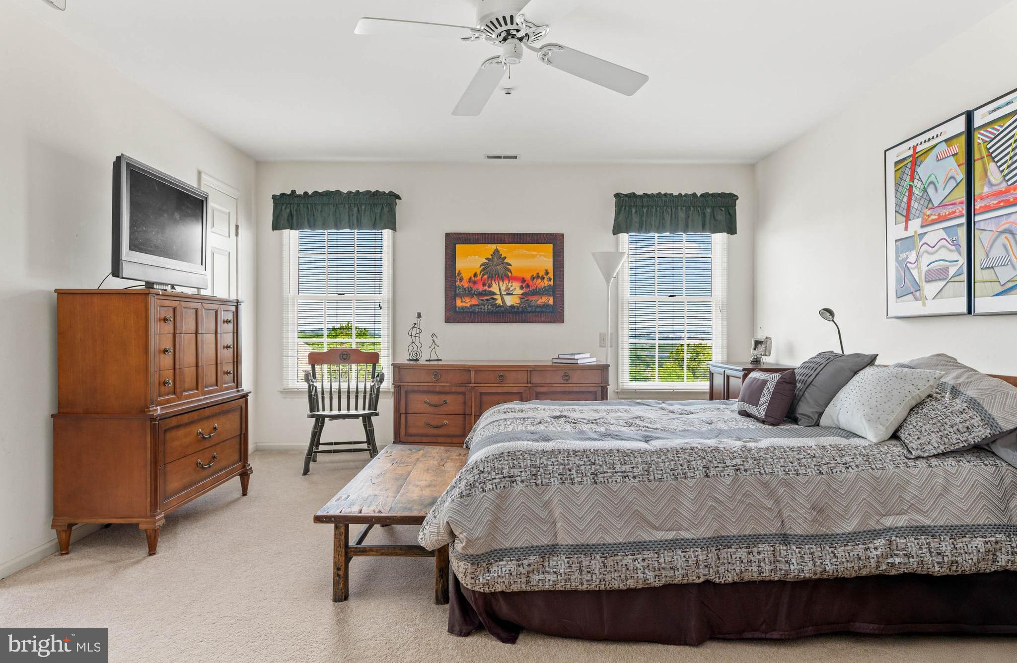 MERION HILL - Residential