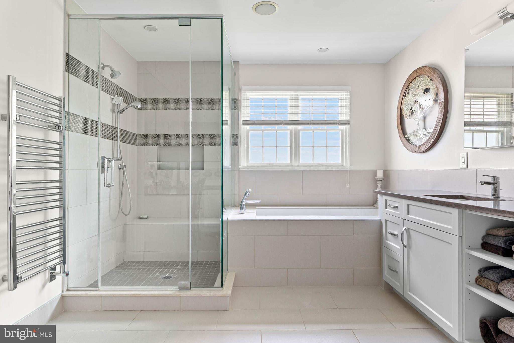 MERION HILL - Residential