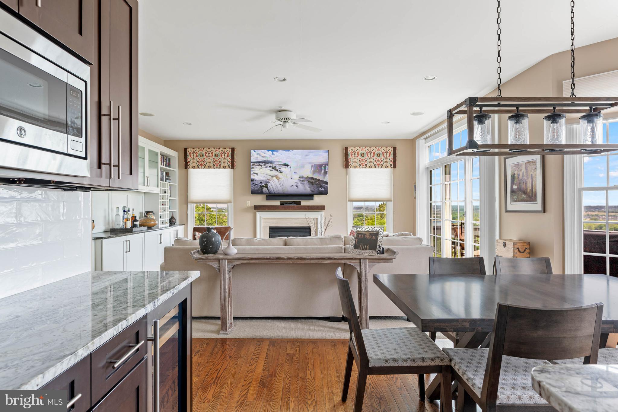 MERION HILL - Residential