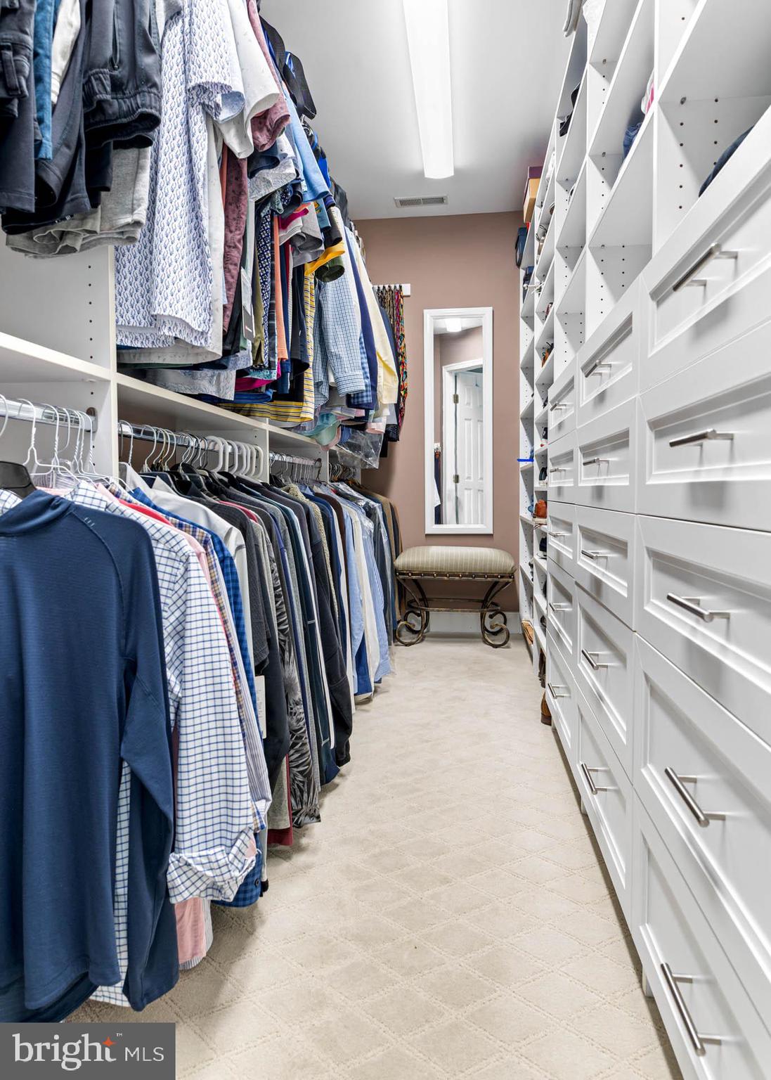 MERION HILL - Residential