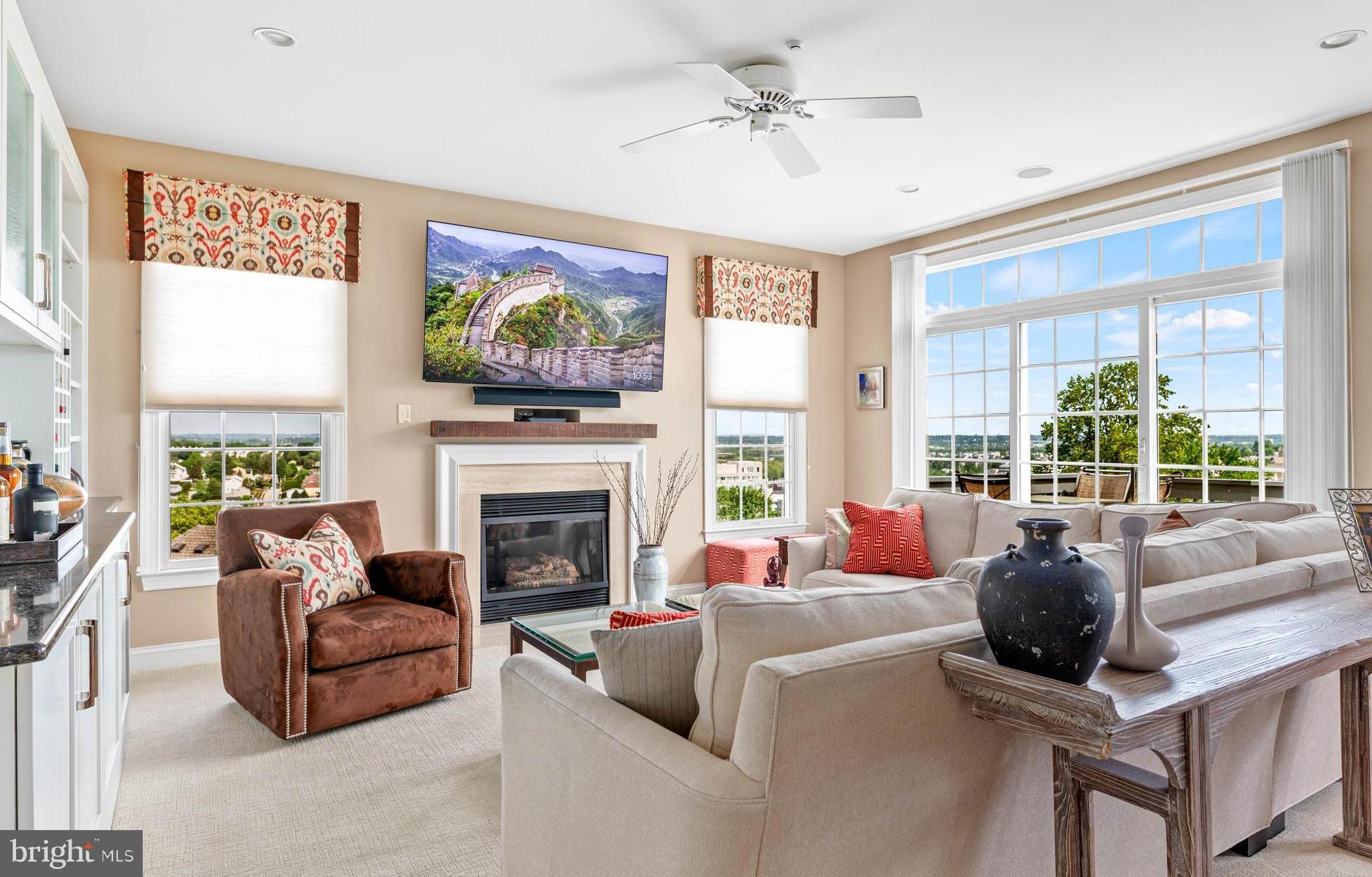 MERION HILL - Residential