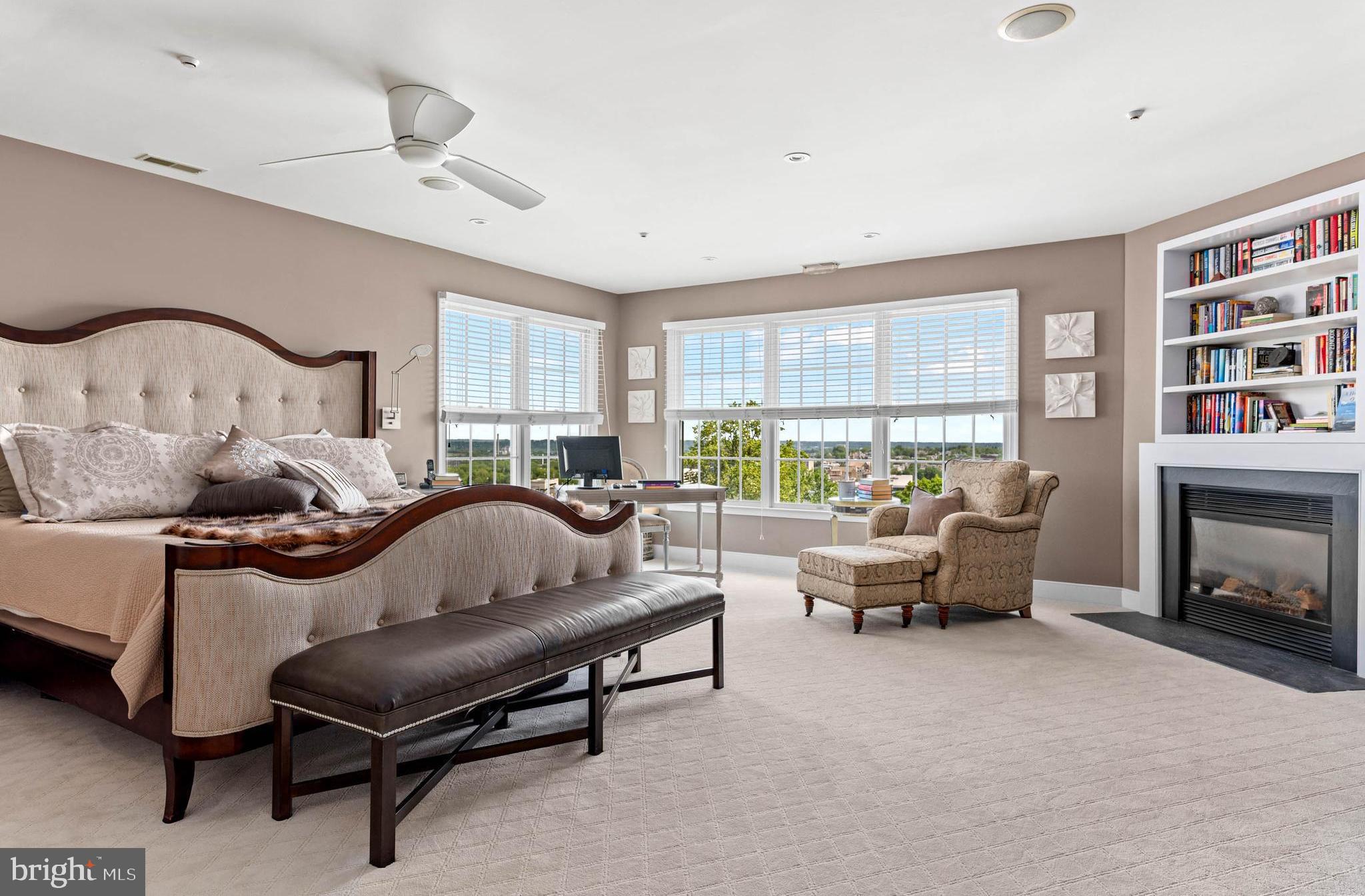 MERION HILL - Residential