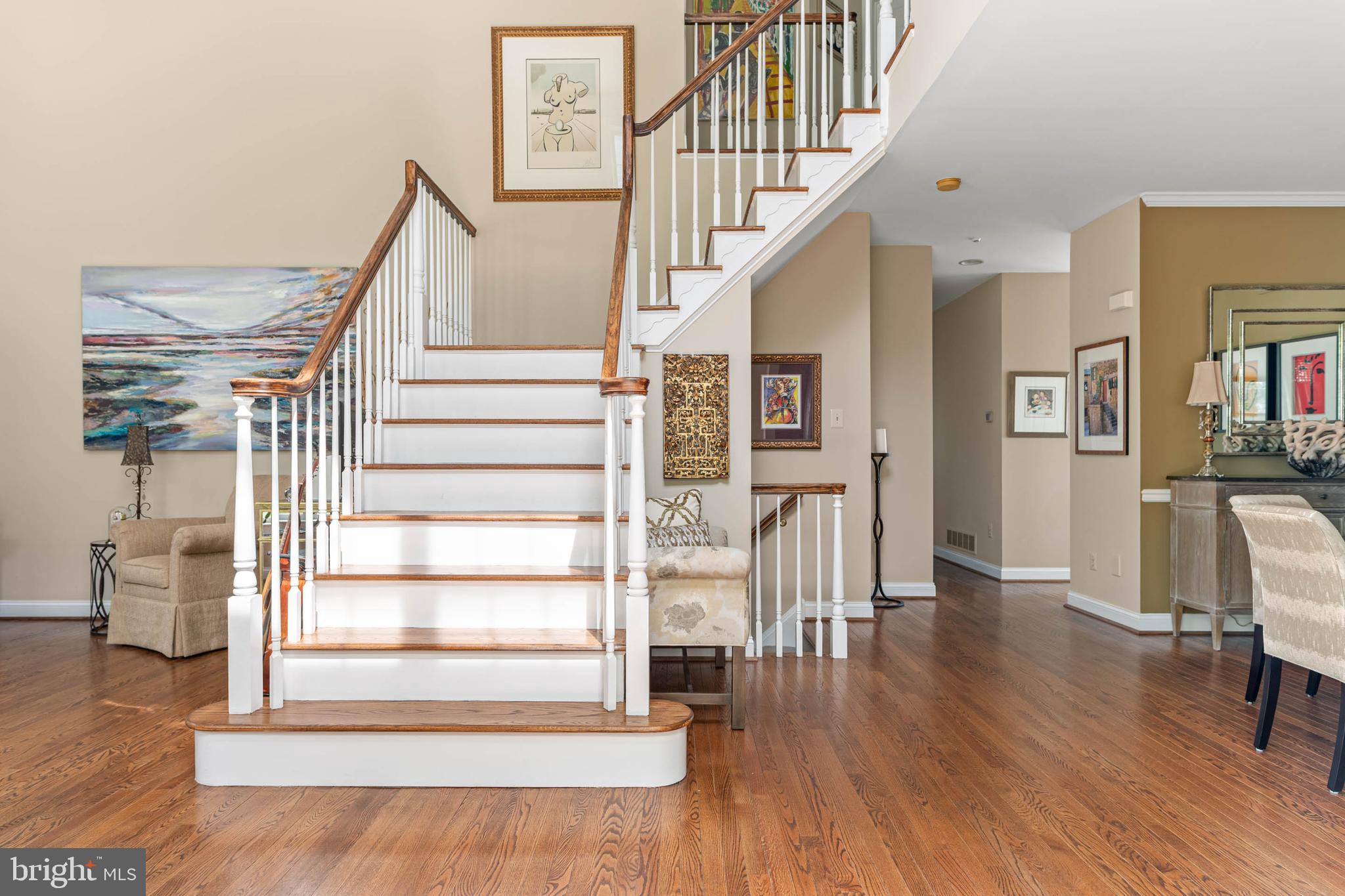 MERION HILL - Residential