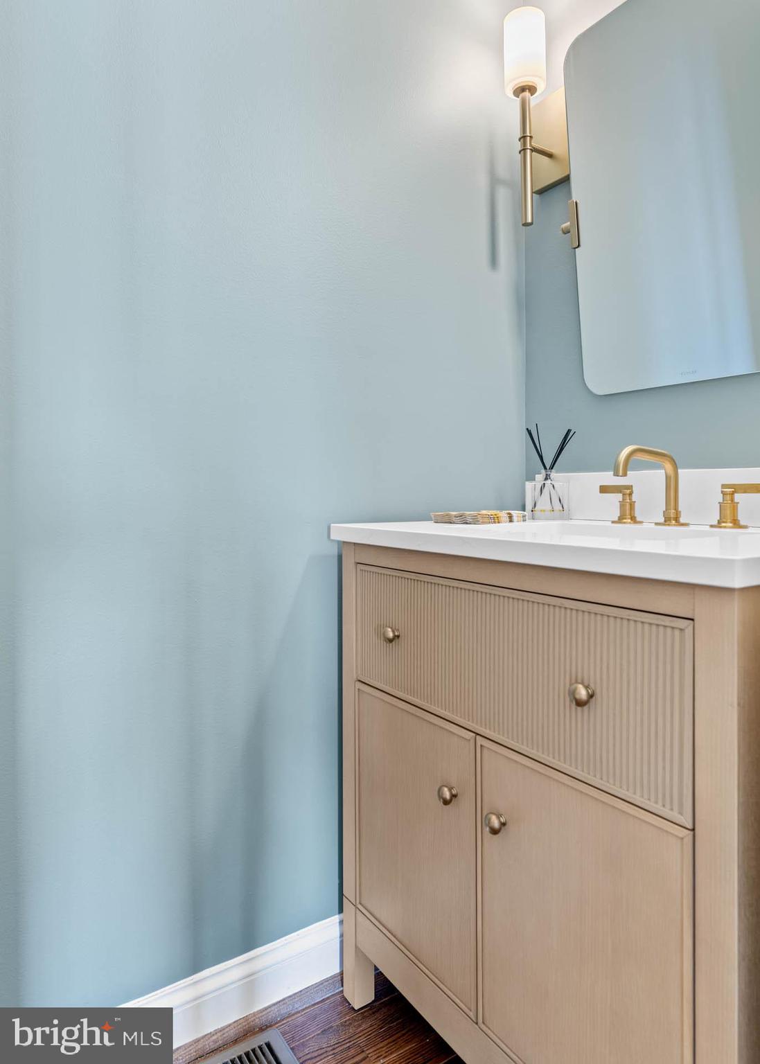 MERION HILL - Residential