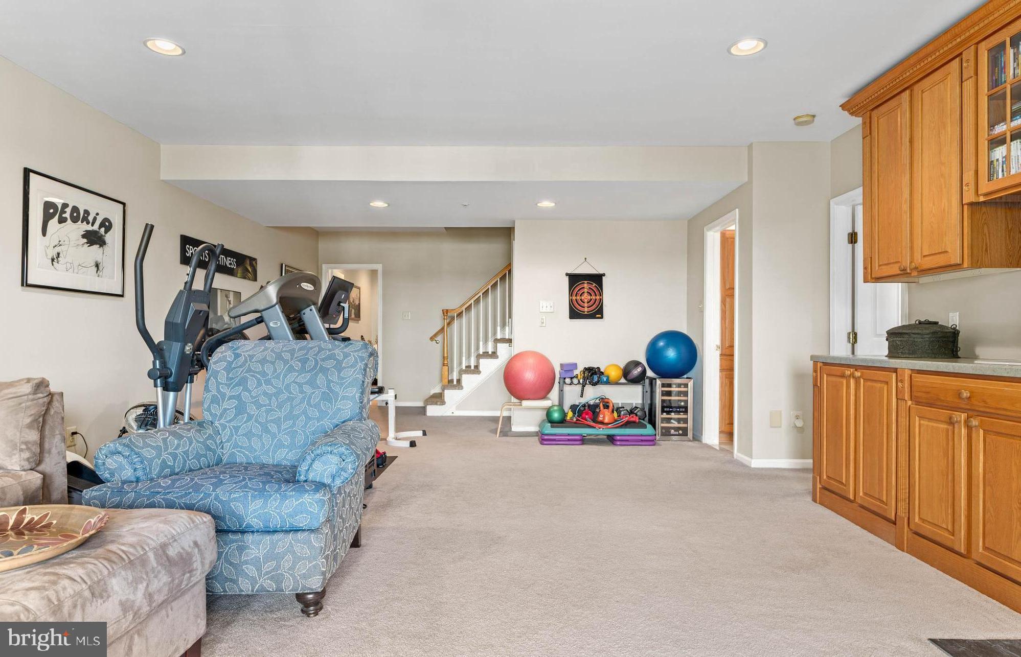 MERION HILL - Residential