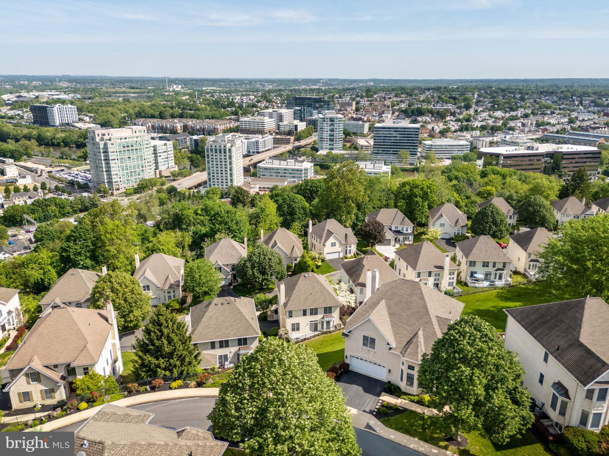 MERION HILL - Residential