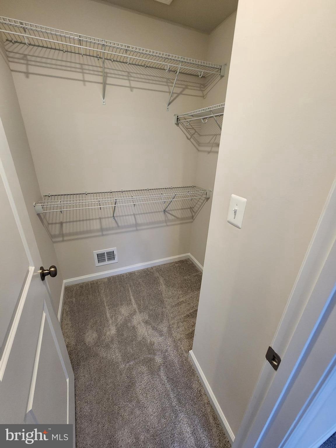 RED CLOVER MEADOWS - Residential Lease