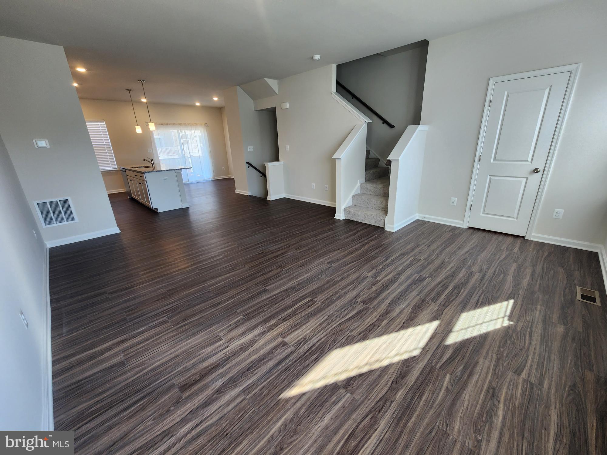 RED CLOVER MEADOWS - Residential Lease