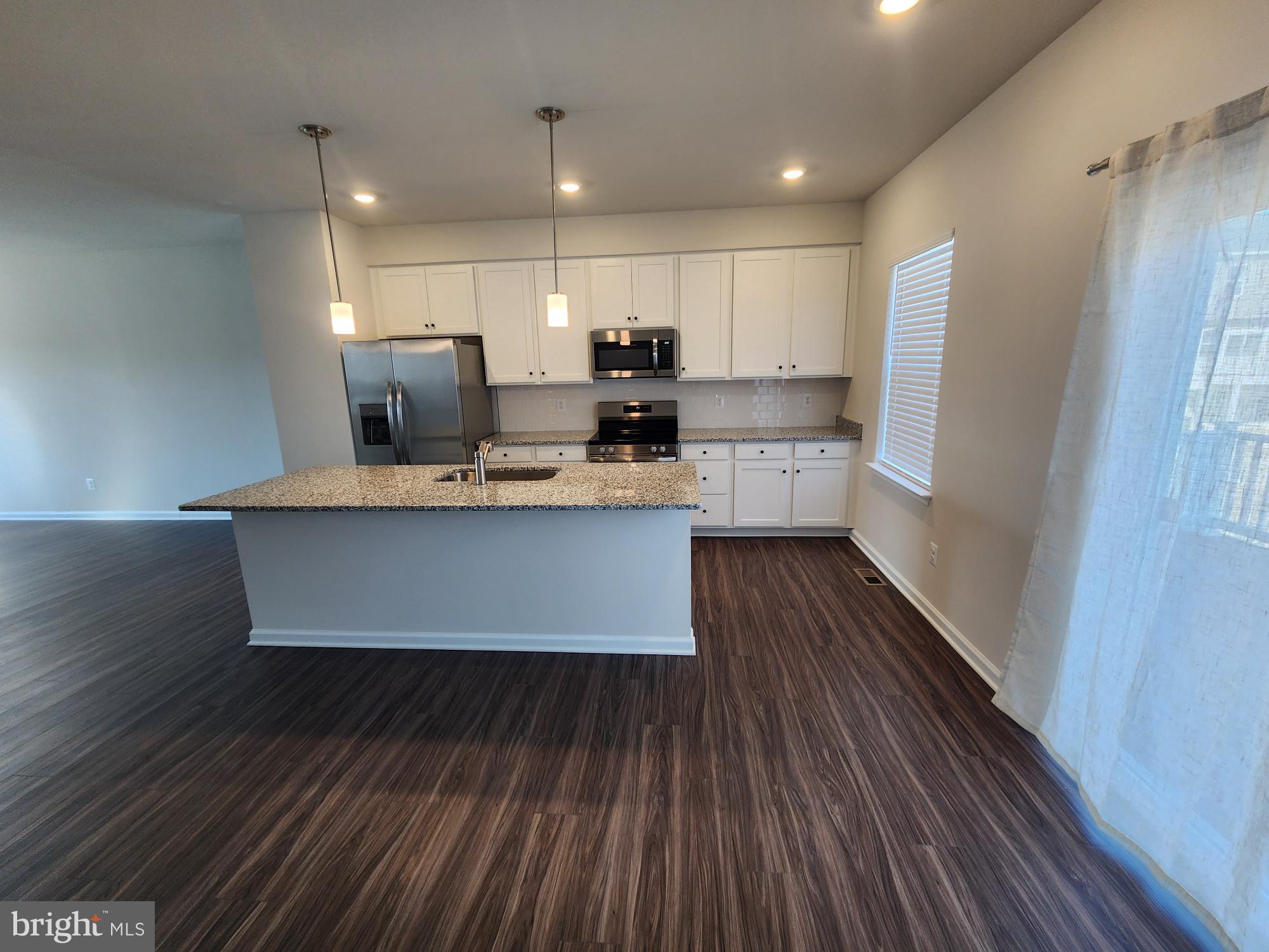 RED CLOVER MEADOWS - Residential Lease