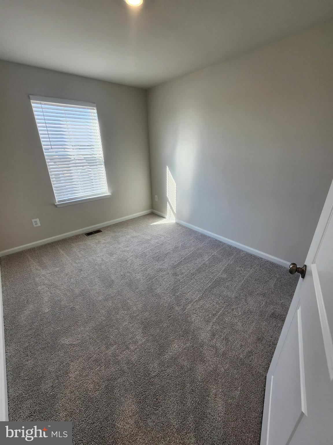 RED CLOVER MEADOWS - Residential Lease