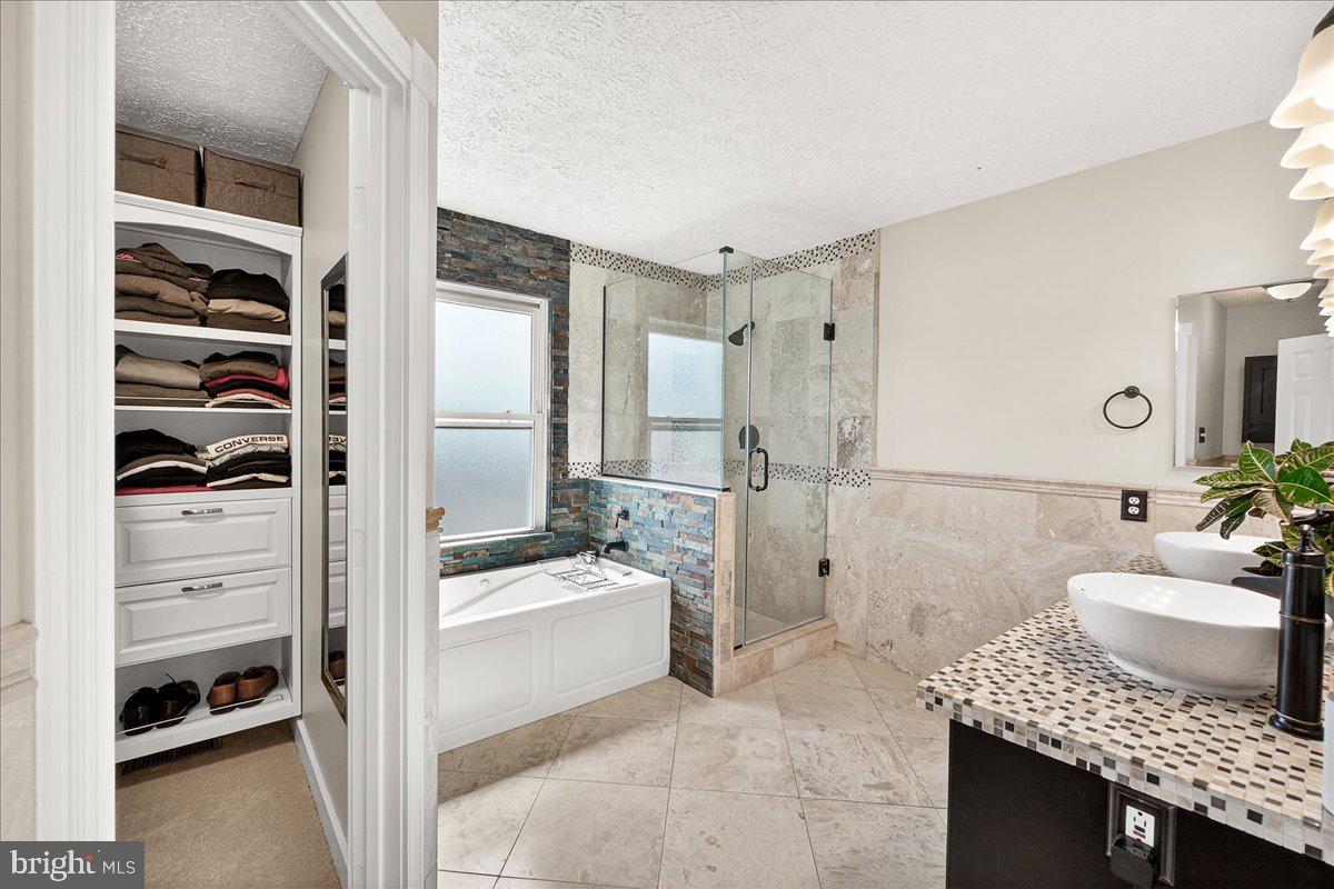 BROOKRIDGE SOUTH - Residential