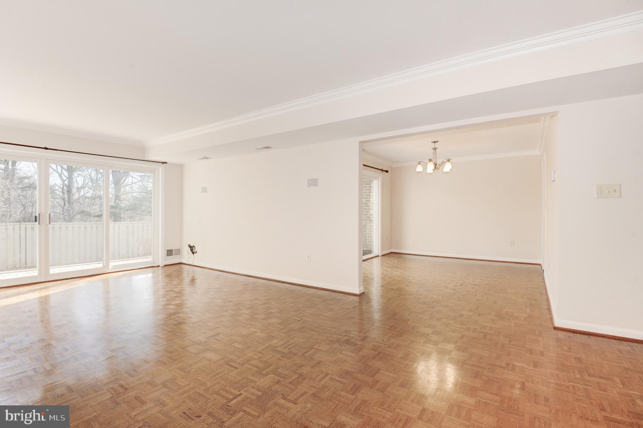 RESTON - Residential Lease