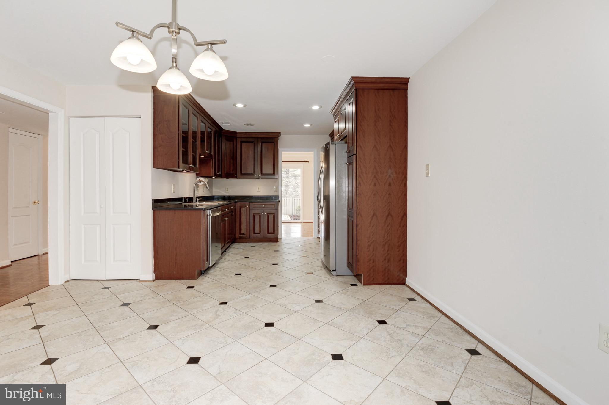 RESTON - Residential Lease