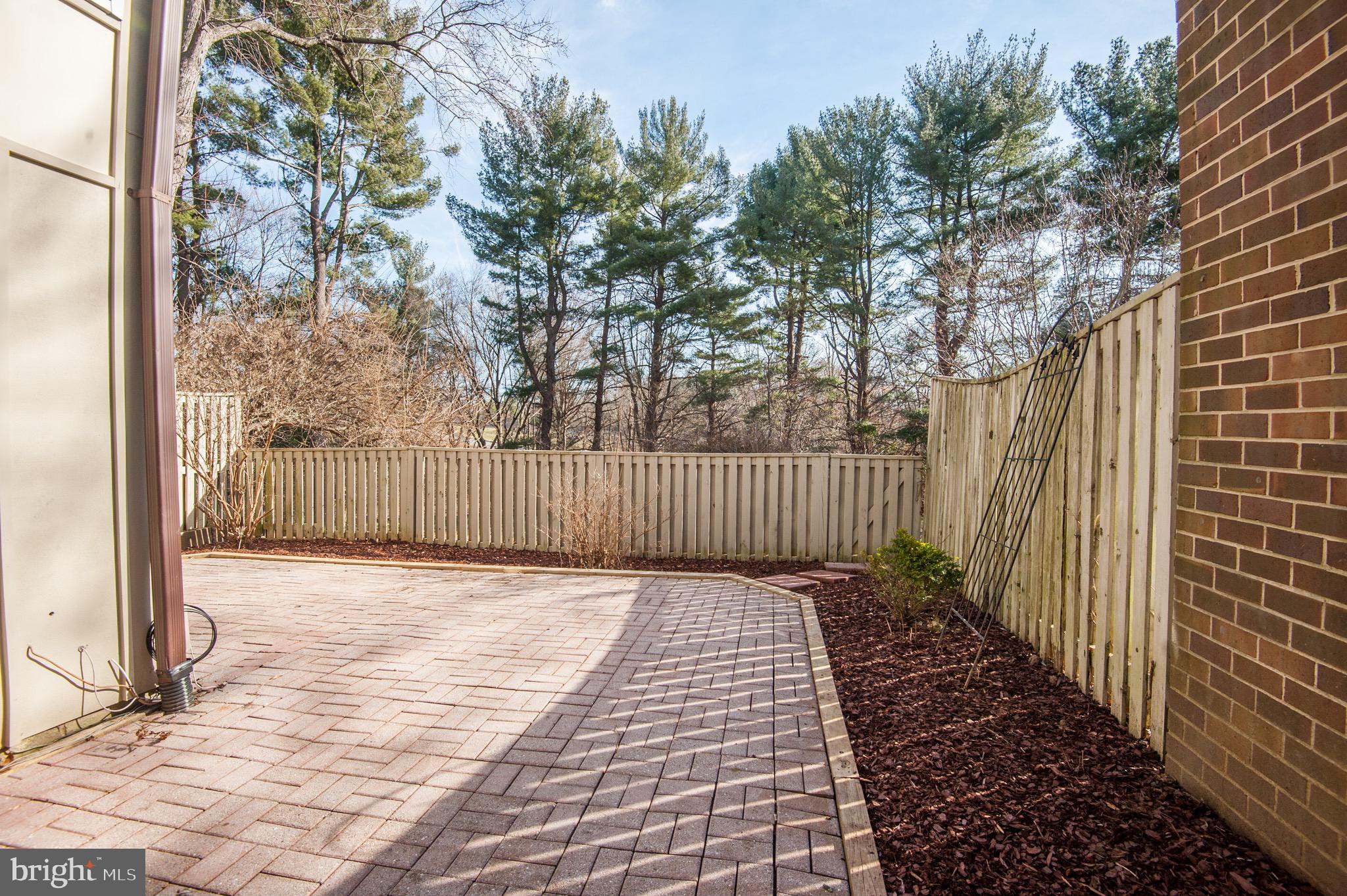 RESTON - Residential Lease